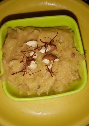 कच्चे पपीते का हलवा(Kacche papite ka halwa recipe in Hindi) रेसिपी मुख्य फोटो
