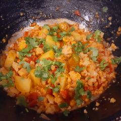 A picture of Spiced Cauliflower & Potato Curry 🍛.