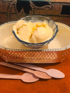 મેંગો આઇસક્રીમ (Mango Icecream Recipe In Gujarati) રેસીપી મુખ્ય ફોટો