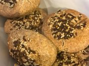 Una foto de pan de avena salado