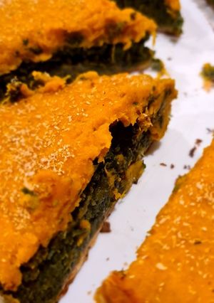 Una foto de Tarta de acelga y zapallo - sin sal, sin hervores!
