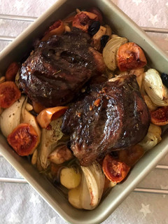 Una foto de Carrillera de Ternera al Horno con frutos secos
