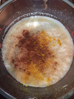 Una foto de Leche de soya batida con especias