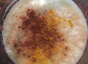 Una foto de Leche de soya batida con especias