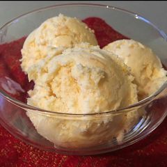 A picture of Ginger peach Icecream.
