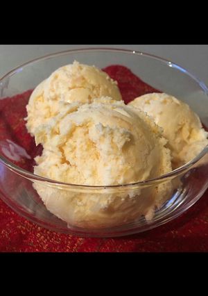 A picture of Ginger peach Icecream.