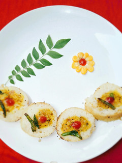 रिंग स्टफ्ड इडली (hing stuffed idli recipe in Hindi) रेसिपी मुख्य फोटो