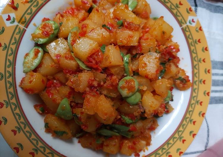 Balado kentang + pete