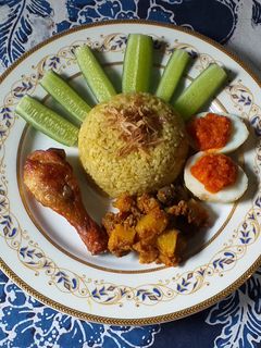 Foto resep Nasi Kuning Rice Cooker💛