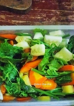 Foto resep 168). Salad Daun Labu Siam Saus Jeruk Nipis 🥕🥒🥔🍅🍋