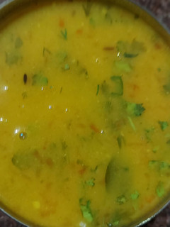 A picture of Yellow moong dal.