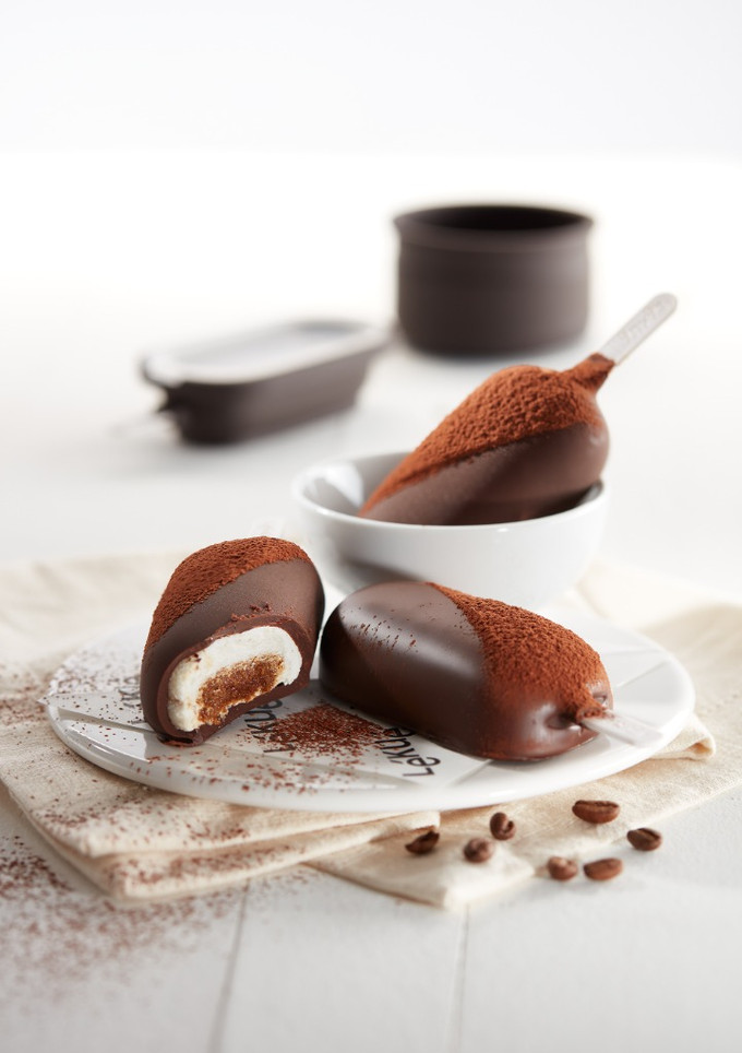 Una foto de Helado cremoso de tiramisú |Moldes para helado cremoso - Lékué