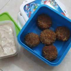 Chhole tikki with curd sauce A picture of Chhole tikki with curd sauce.