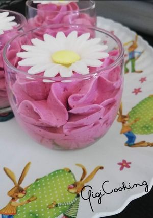 Une photo de Mousse de fruits rouges