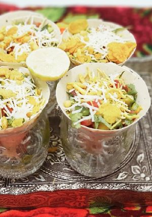 ચીઝ પાપડ કોન (Cheese Papad Cone Recipe In Gujarati) રેસીપી મુખ્ય ફોટો