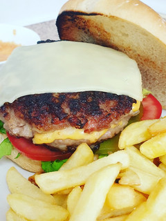 Una foto de Hamburguesa rellena de inspiracion sueca