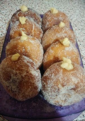 Una foto de Donas de lechecilla suaves y esponjosas