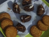 नट्टी चॉकलेट बाइटस (nutty chocolate bites recipe in HIndi)