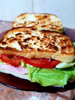 Una foto de Sándwich con Pan Lactal Casero🍞🥪 #fácil #rápido