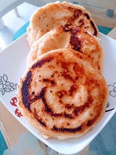 Una foto de Arepas de maíz trillado o peto