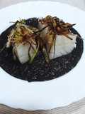 Bacalao confitado a baja temperatura al horno con salsa de tinta