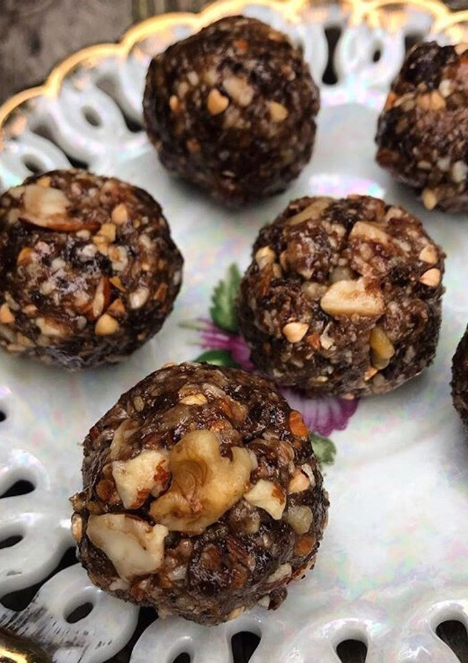 Una foto de Trufas crudiveganas de frutos secos