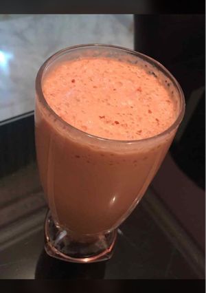 A picture of Watermelon smoothie.