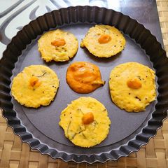 A picture of Cornmeal Idli.