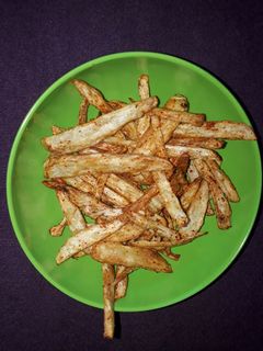 अरबीचे फ्रेंच फ्राइज (arbi french fries recipe in marathi) रेसिपी चे मुख्य फोटो 