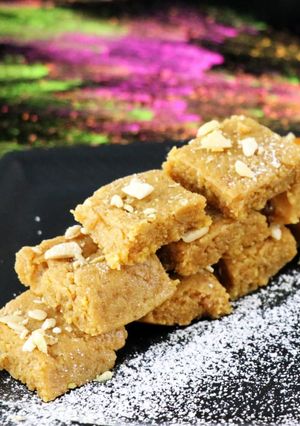 A picture of Besan and oats powder Barfi.