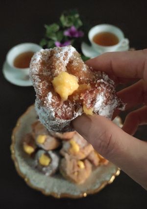 Foto di Castagnole con Crema pasticcera