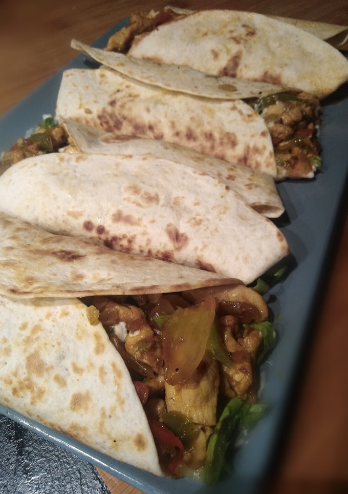 Una foto de Fajitas de pollo y pimientos