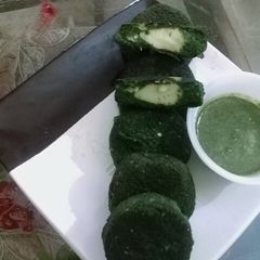 A picture of Green Spinach Chickpeas Kabab.