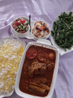 عکسی از دستور خورش قیمه با بادمجان وکدو