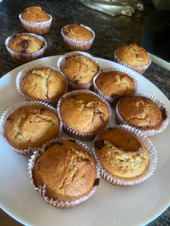 Una foto de Muffins de plátano con pepitas de chocolate