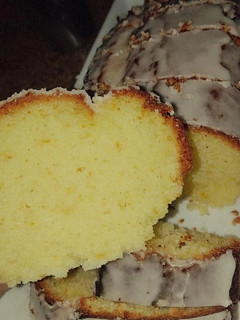 Una foto de Budín de naranja 🍊🧡