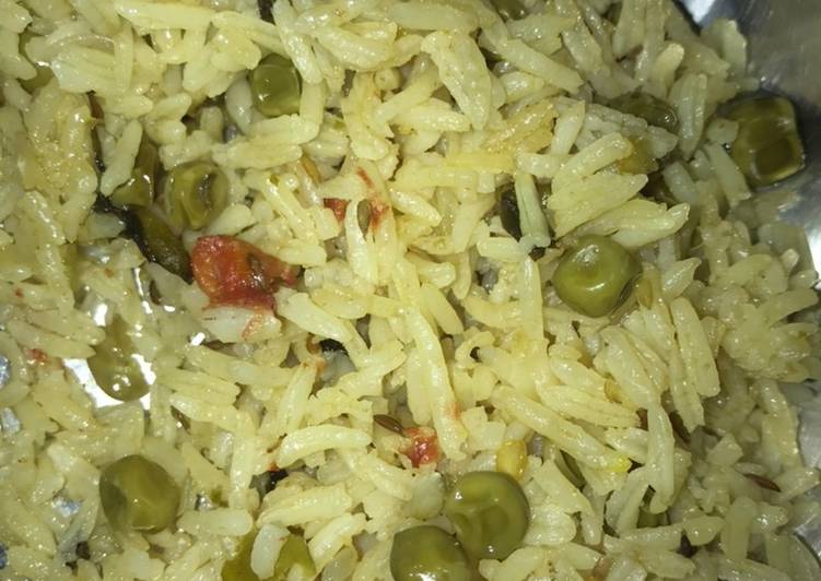 Recipe of Quick Mater chawal