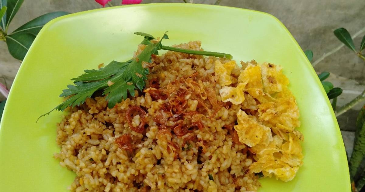 Resep 51. Nasi goreng telur asin oleh Dety Kusuma - Cookpad