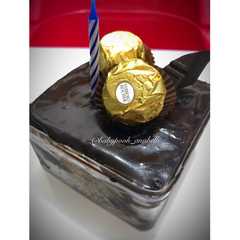 A picture of Chocolate Steam Cake with Chocolate Ganache (Kue Tart Cokelat Simple dan Mudah, No Mixer).