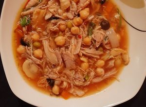 Una foto de Garbanzos con pollo!!!