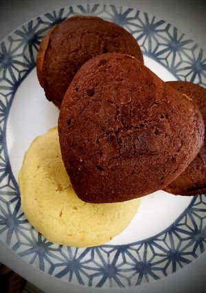A picture of Spongy cakes no oven.