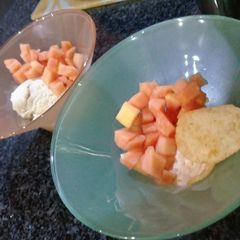 A picture of Papaya magic.
