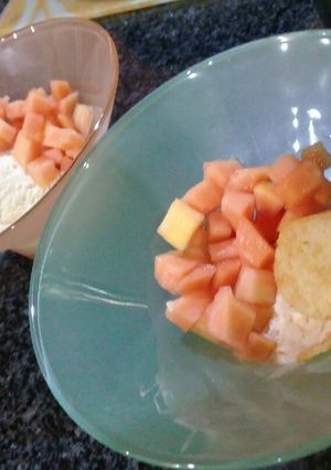 A picture of Papaya magic.