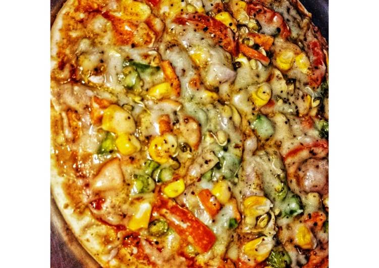 Veg tava pizza