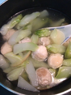 娃娃菜魚丸湯-簡單料理 的食譜成品照片
