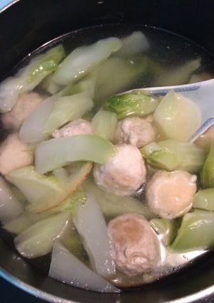 娃娃菜魚丸湯-簡單料理 的食譜成品照片