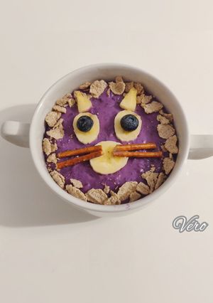 Une photo de Porridge à la myrtille