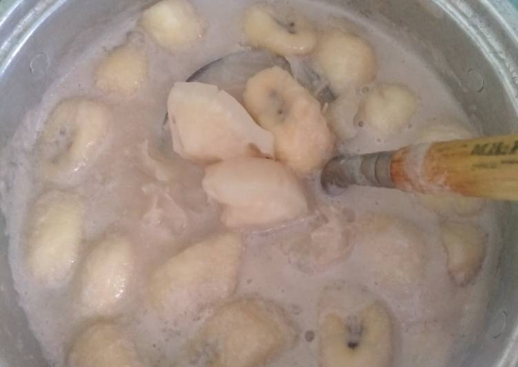 Kolak pisang & ubi (jajanan kampung)