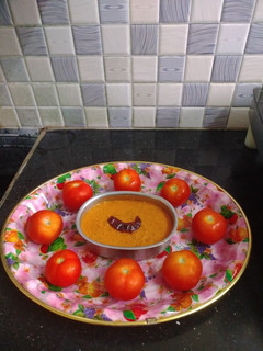 * தக்காளி சட்னி*(tomato chutney recipe in tamil) செய்முறை முக்கிய புகைப்படம்