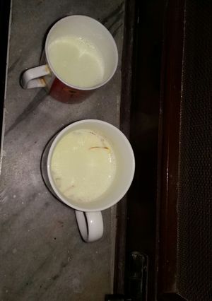 A picture of Badam kesar milk.